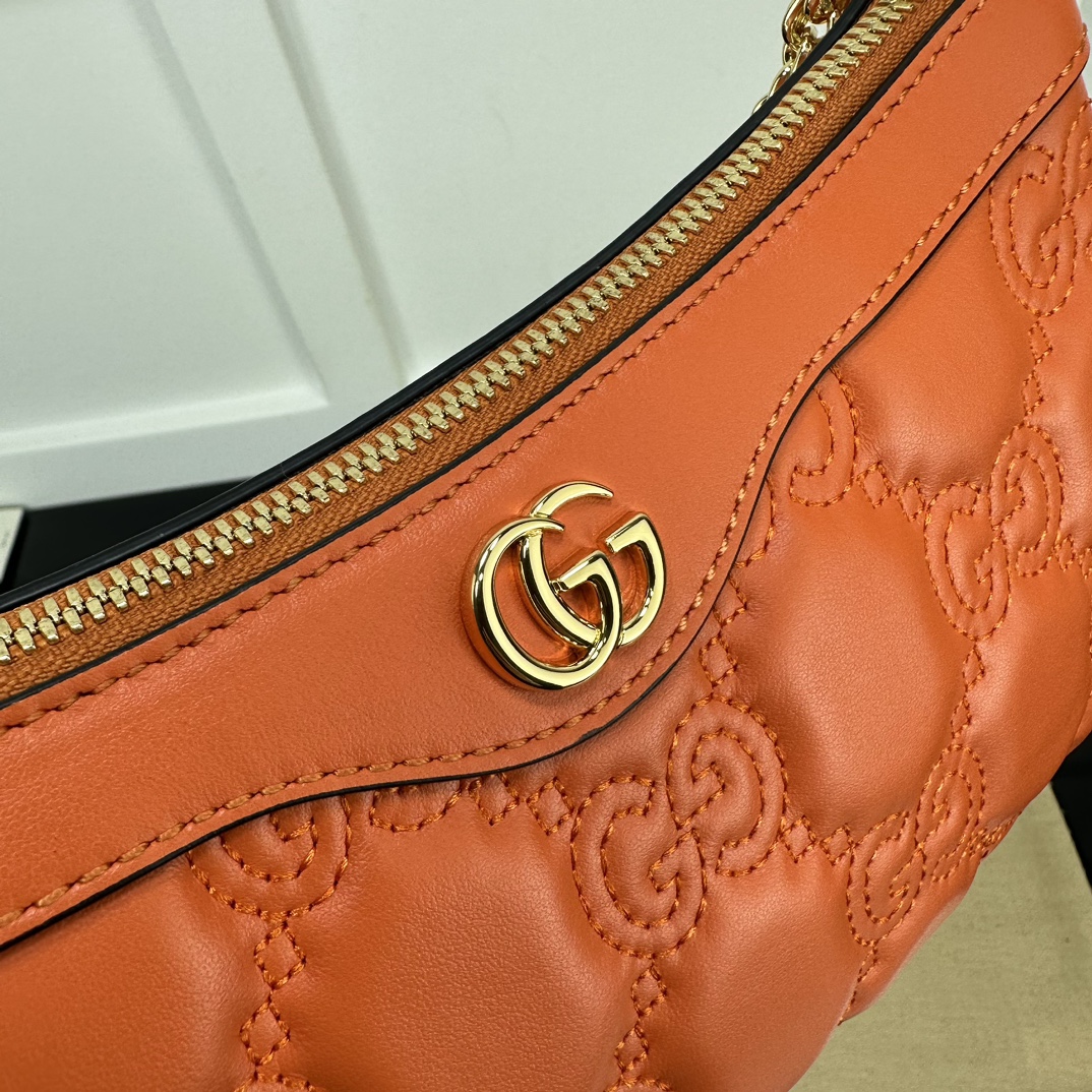 Gucci Hobo Bags